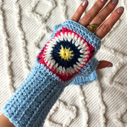 Light Blue Gloves by Limoncello Design & Handmade