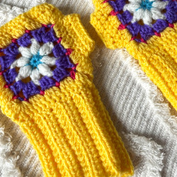 Yellow Gloves by Limoncello Design & Handmade